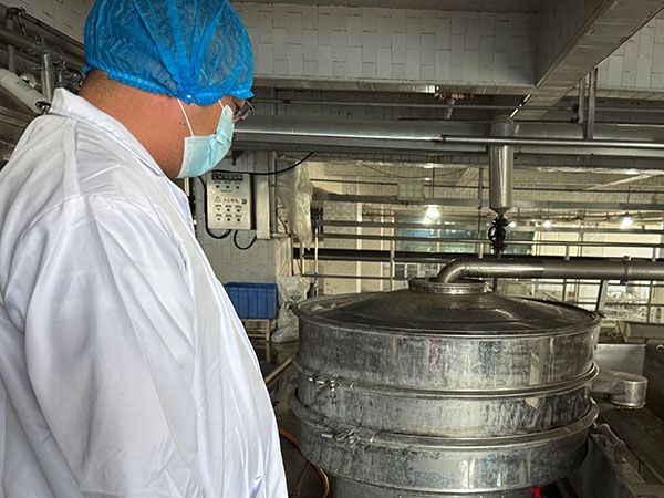 豆制品振動篩用戶使用現(xiàn)場