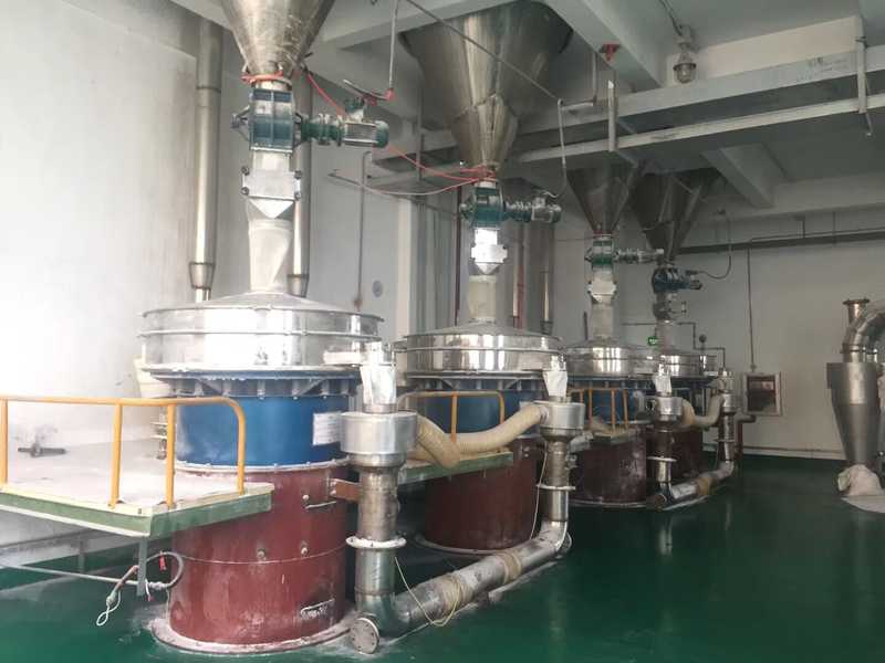 化工廠旋振篩使用現(xiàn)場